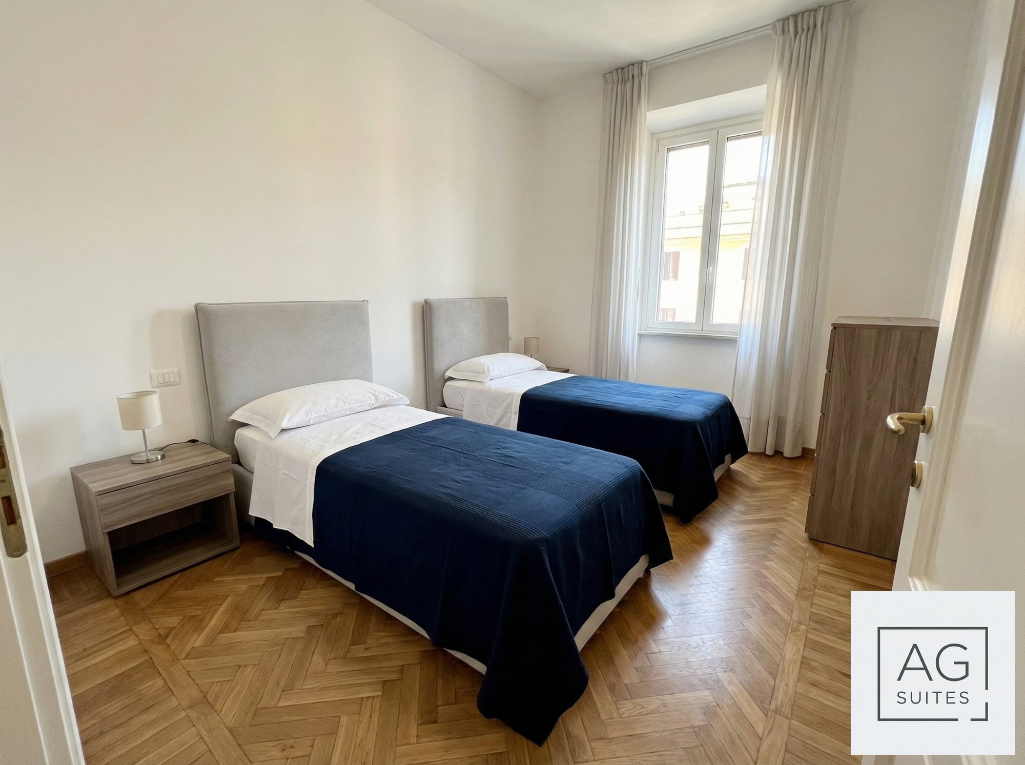 Aurelio Apartment twin bedroom